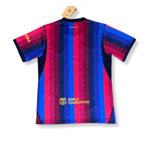 Equipación local del Barcelona 2026-27
