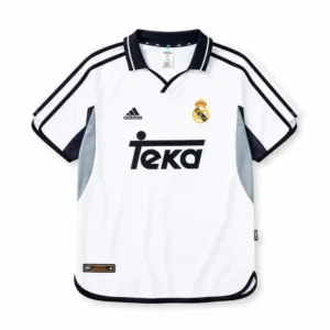 Camiseta retro de local del Real Madrid de la temporada 2000-01